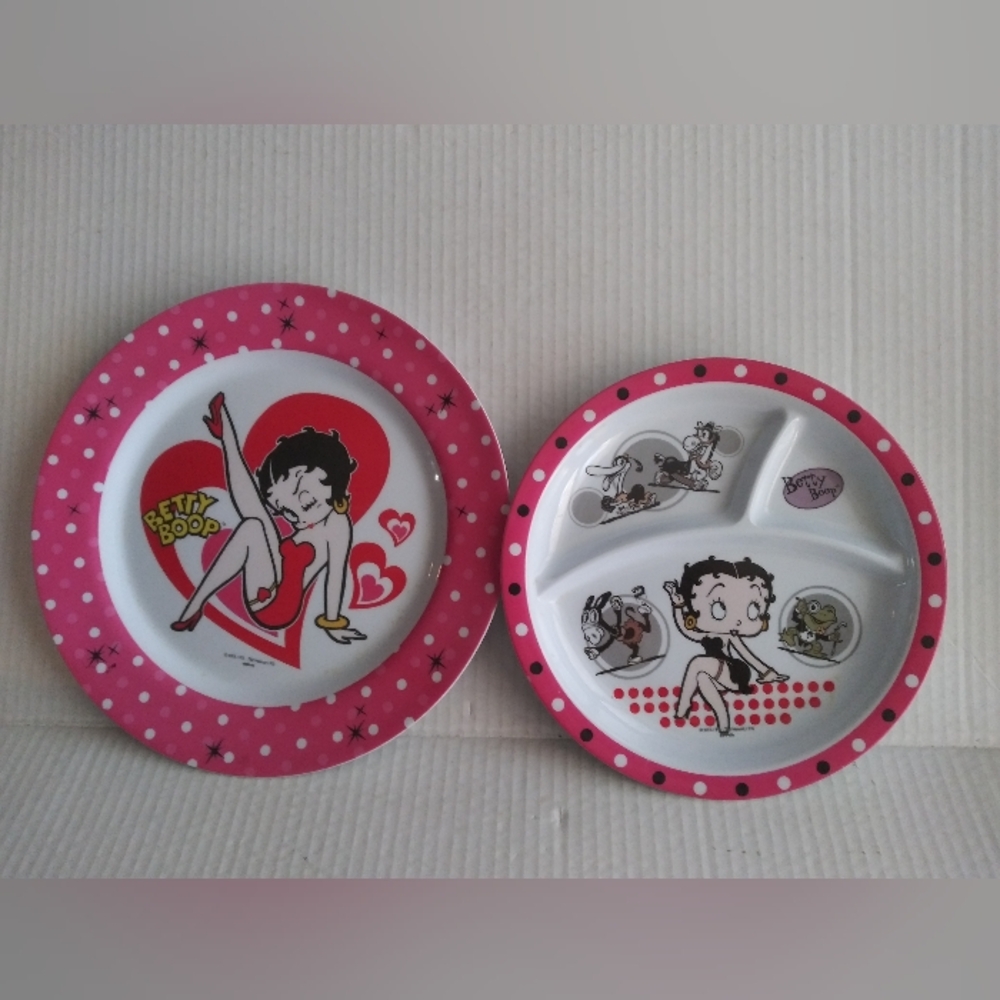 Betty Boop Collectible Plastic Plates Lot of 2
